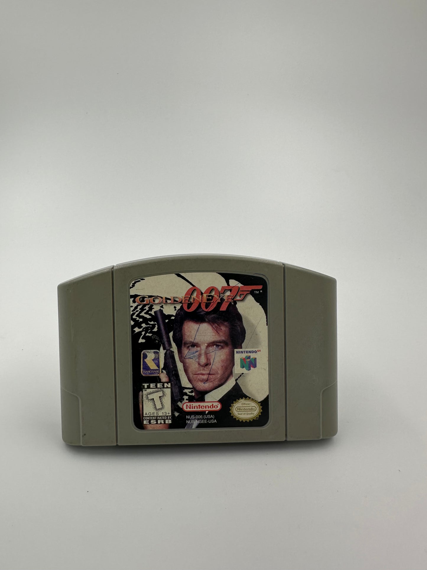 007 GoldenEye (1997, N64)