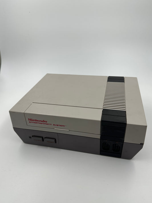 Nintendo Entertainment System (NES) (1985)